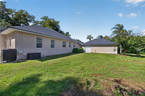 Tiny photo for 2416 SE 29th Street, Ocala, FL 34471 (MLS # OM734389)