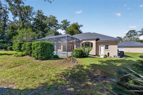 Tiny photo for 2416 SE 29th Street, Ocala, FL 34471 (MLS # OM734389)