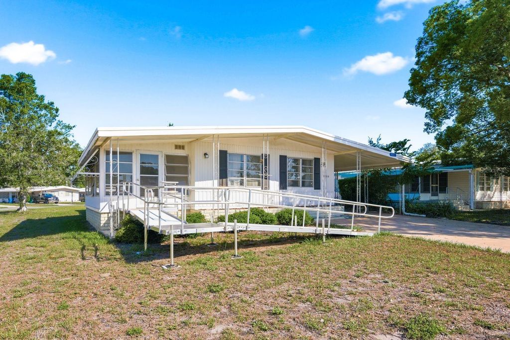 Photo of 7557 Fairlane Avenue, Brooksville, FL 34613 (MLS # TB8509027)