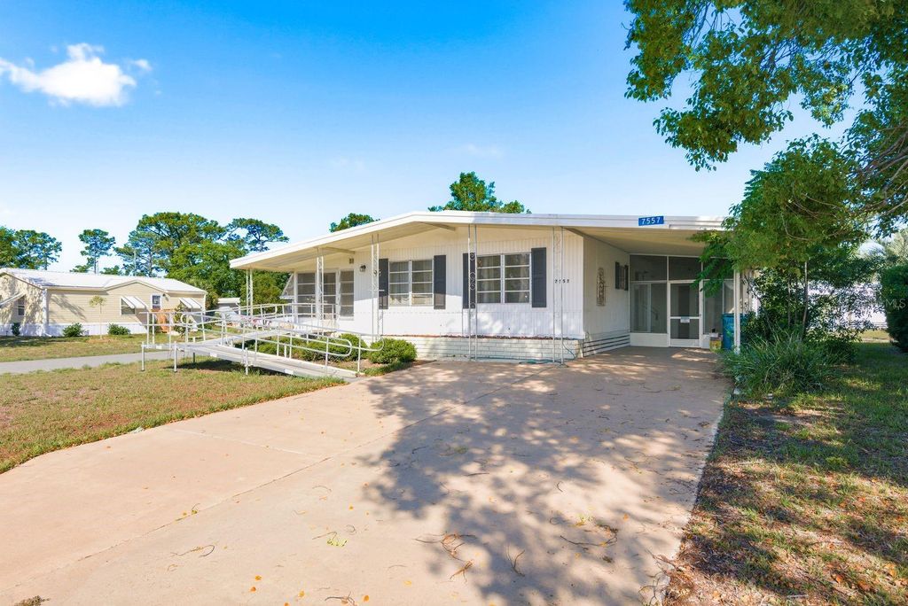 Photo of 7557 Fairlane Avenue, Brooksville, FL 34613 (MLS # TB8509027)