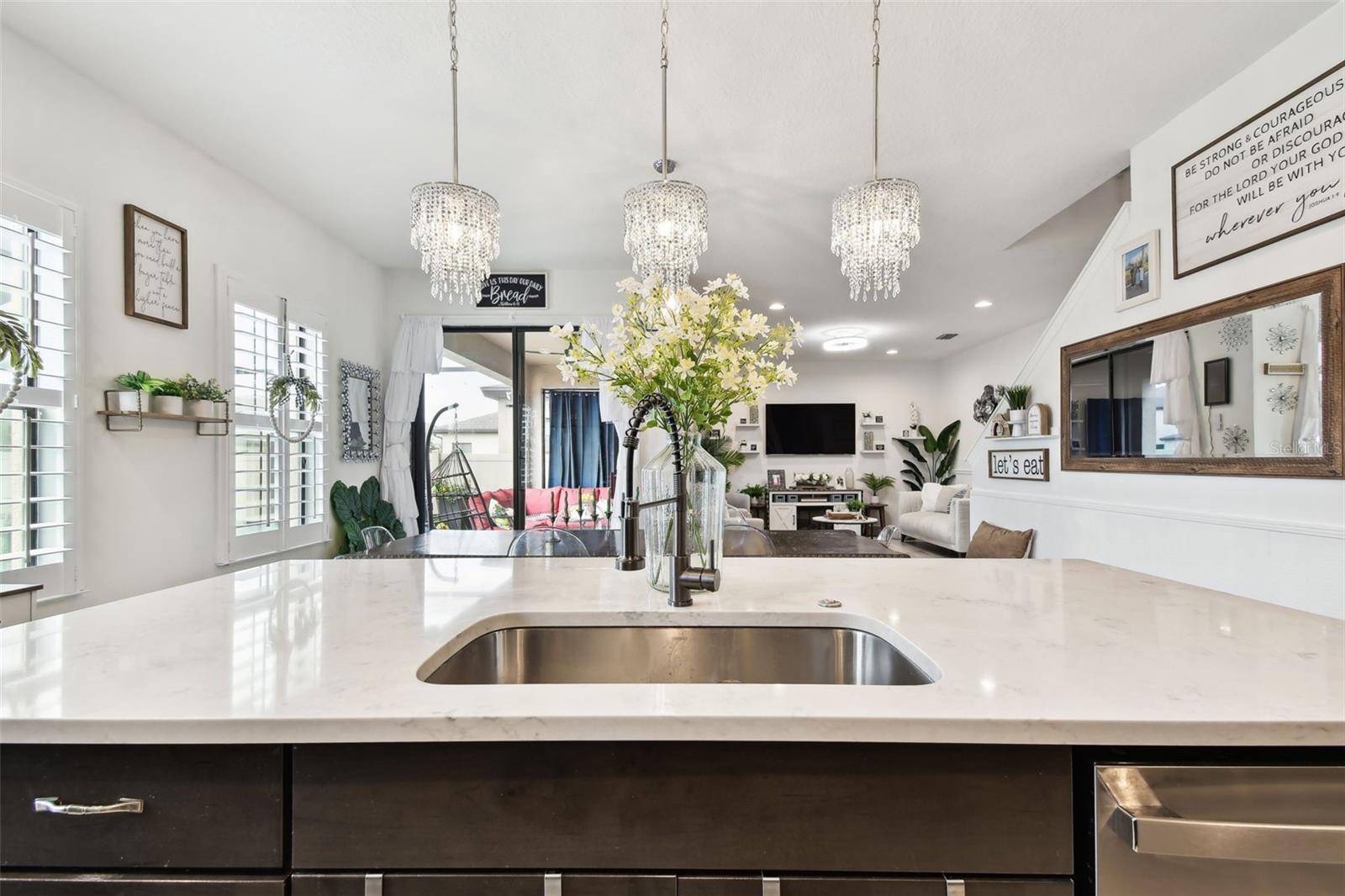 FISHHAWK VICINITY / B AND D HAWKSTONE PHASE 2 - Residential