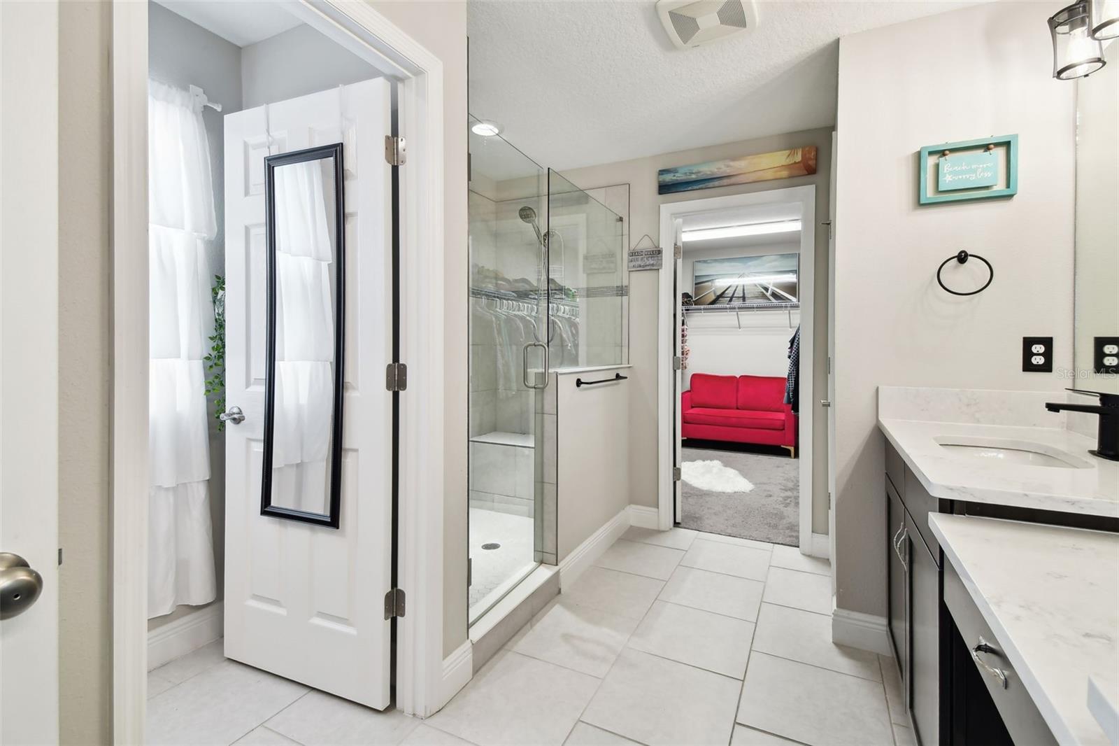 FISHHAWK VICINITY / B AND D HAWKSTONE PHASE 2 - Residential