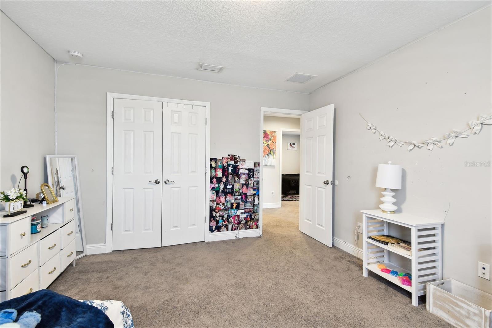 FISHHAWK VICINITY / B AND D HAWKSTONE PHASE 2 - Residential