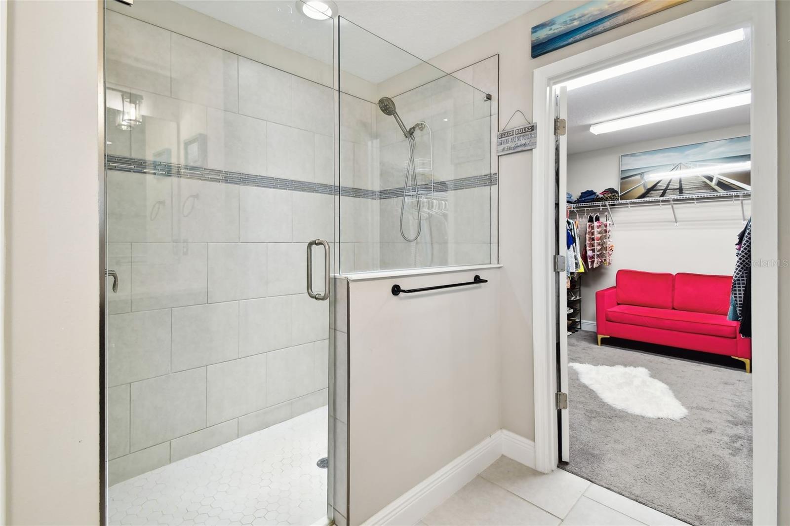 FISHHAWK VICINITY / B AND D HAWKSTONE PHASE 2 - Residential