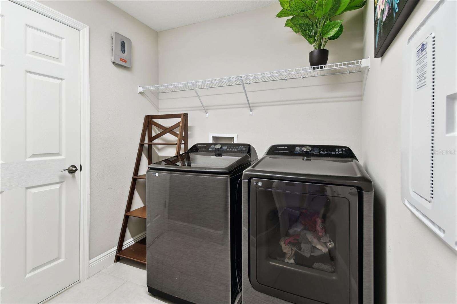 FISHHAWK VICINITY / B AND D HAWKSTONE PHASE 2 - Residential