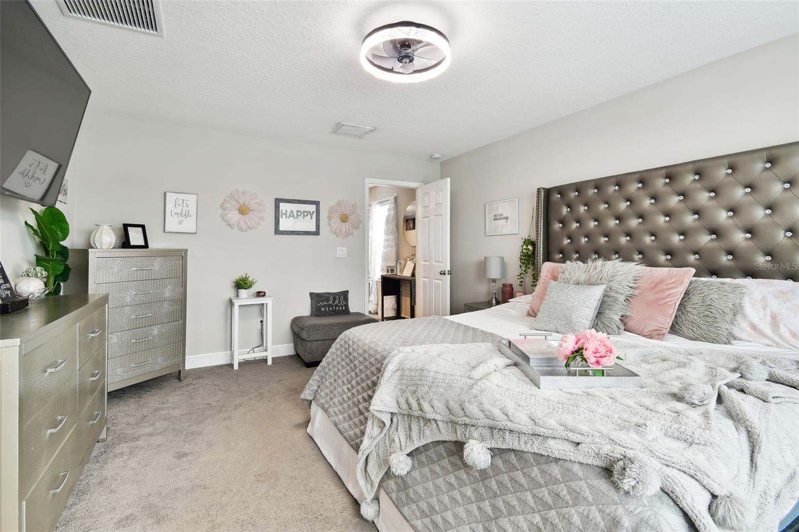 FISHHAWK VICINITY / B AND D HAWKSTONE PHASE 2 - Residential