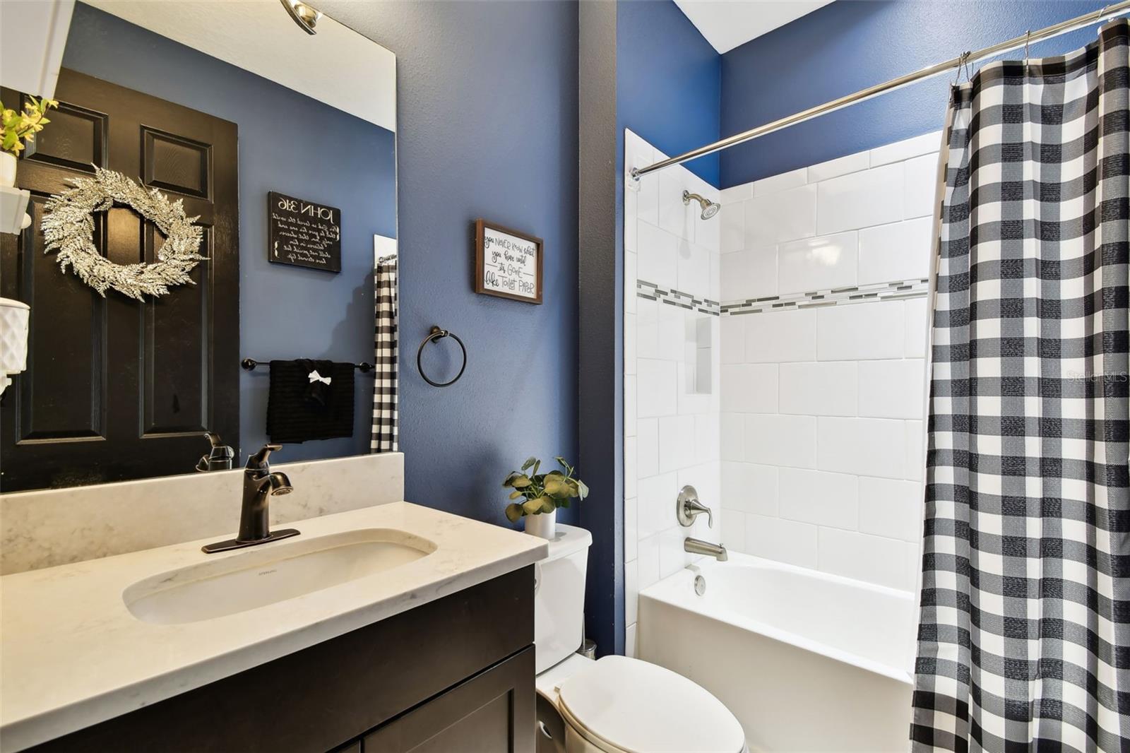 FISHHAWK VICINITY / B AND D HAWKSTONE PHASE 2 - Residential