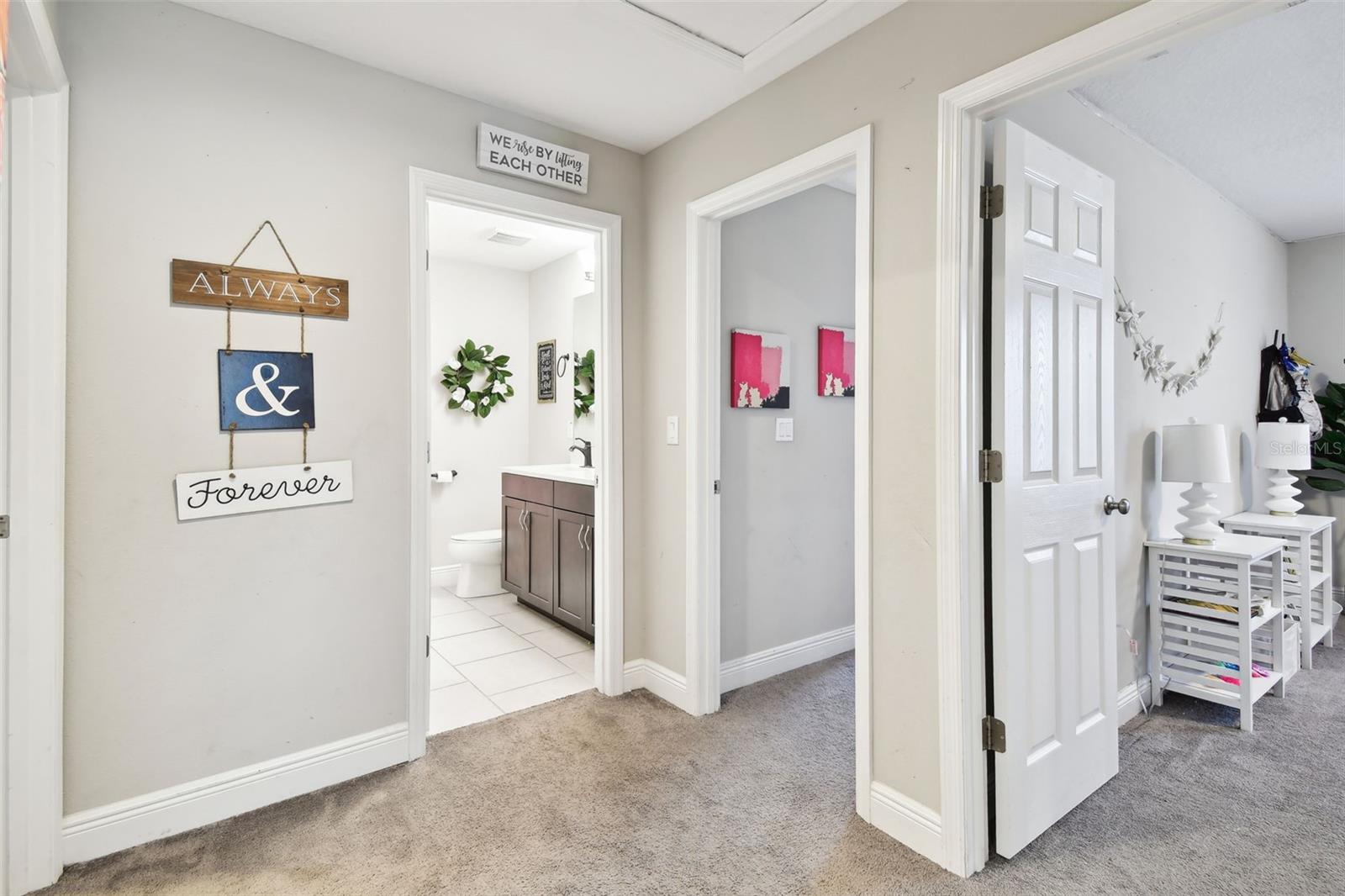 FISHHAWK VICINITY / B AND D HAWKSTONE PHASE 2 - Residential