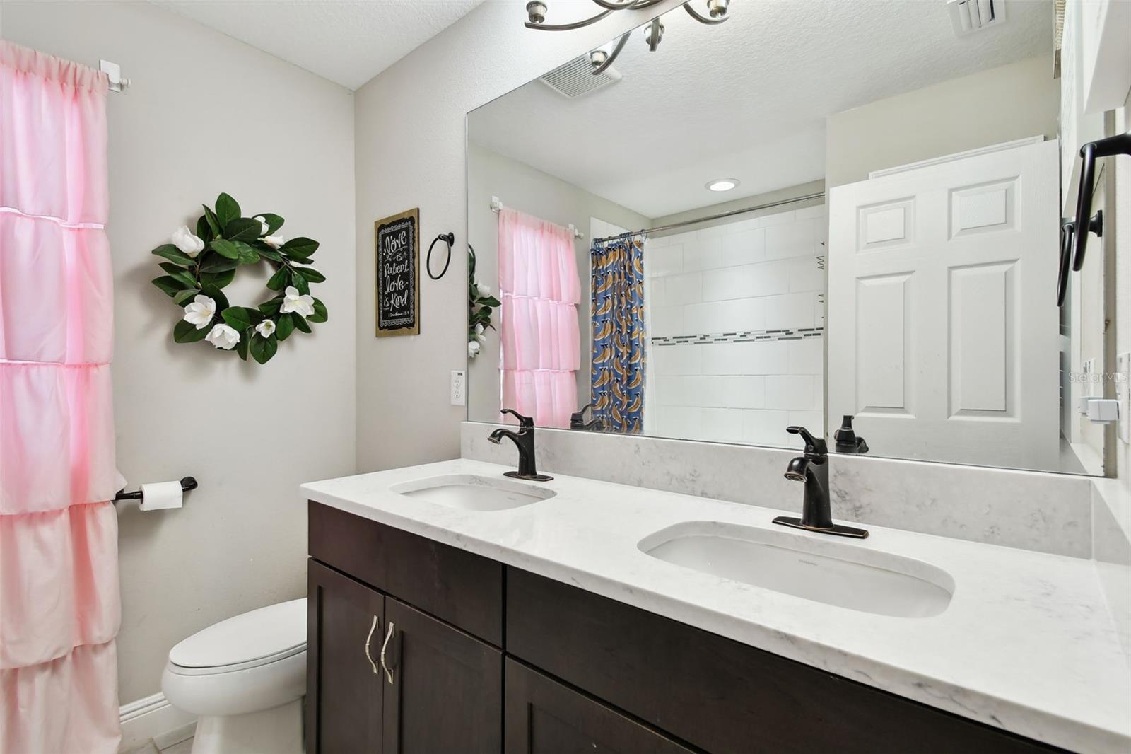 FISHHAWK VICINITY / B AND D HAWKSTONE PHASE 2 - Residential