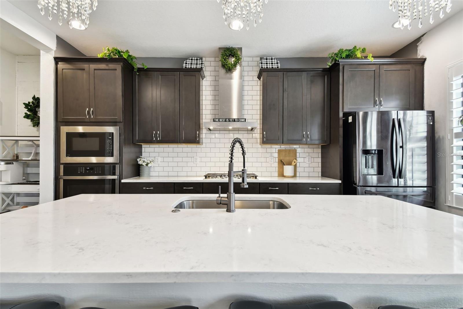 FISHHAWK VICINITY / B AND D HAWKSTONE PHASE 2 - Residential