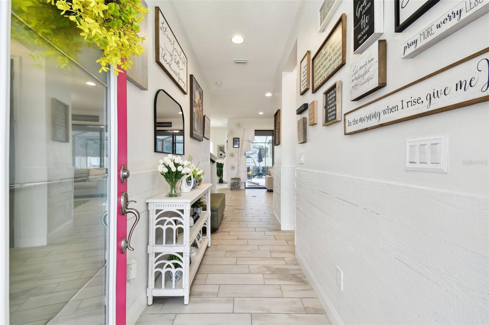 FISHHAWK VICINITY / B AND D HAWKSTONE PHASE 2 - Residential