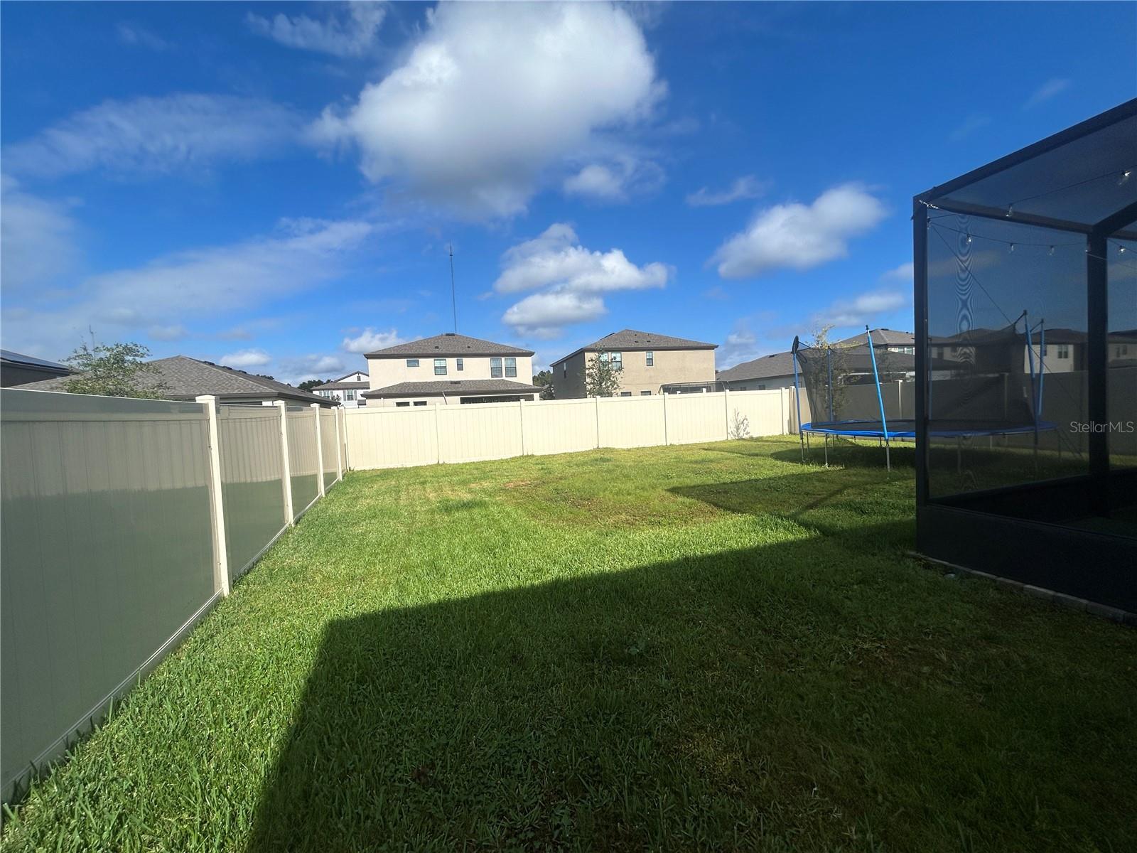 FISHHAWK VICINITY / B AND D HAWKSTONE PHASE 2 - Residential