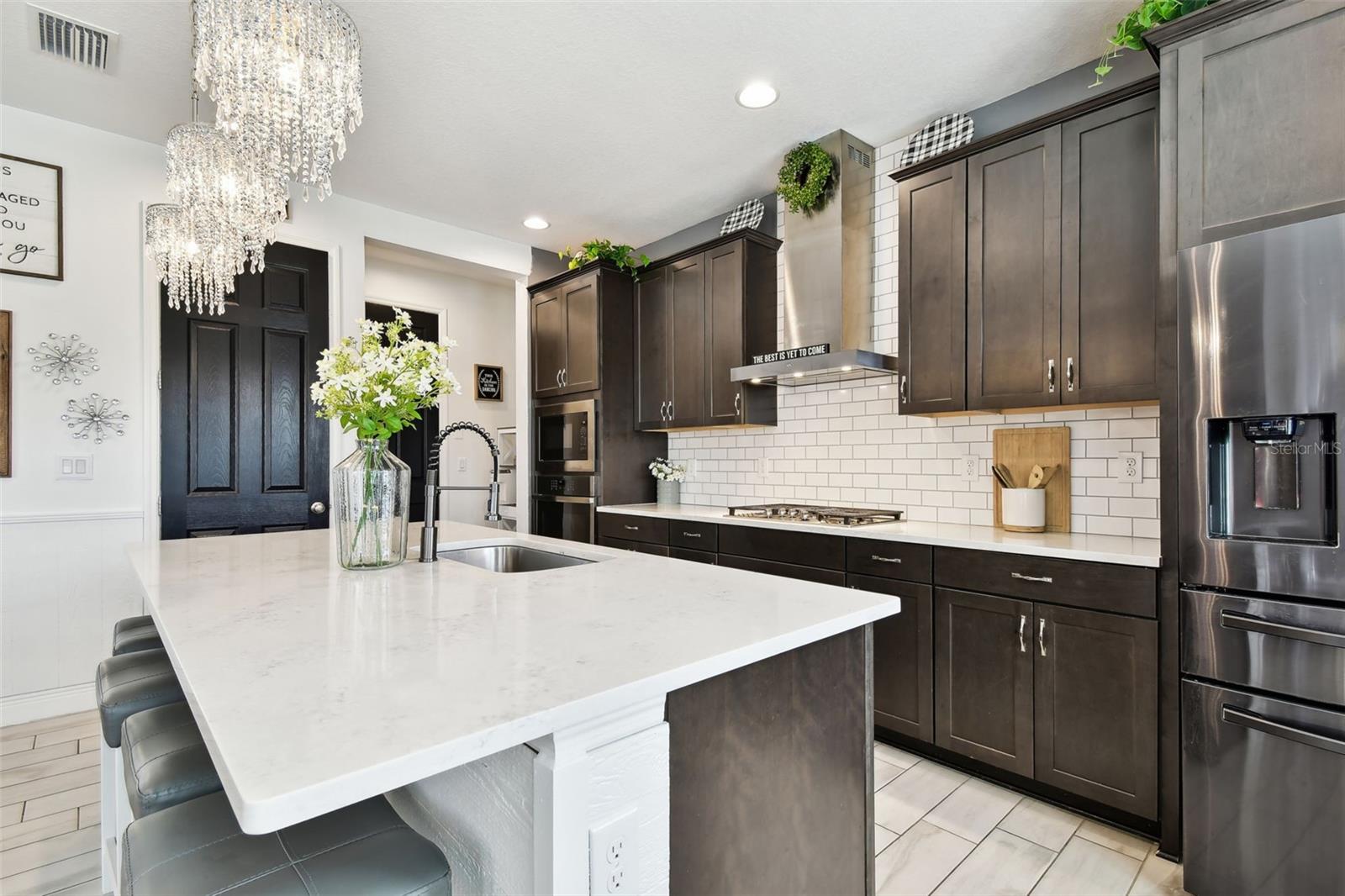 FISHHAWK VICINITY / B AND D HAWKSTONE PHASE 2 - Residential