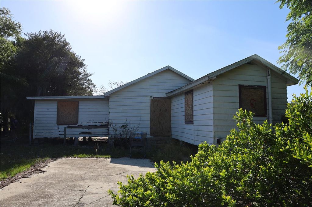 Photo of 232 C Street, Lake Wales, FL 33853 (MLS # L4961217)