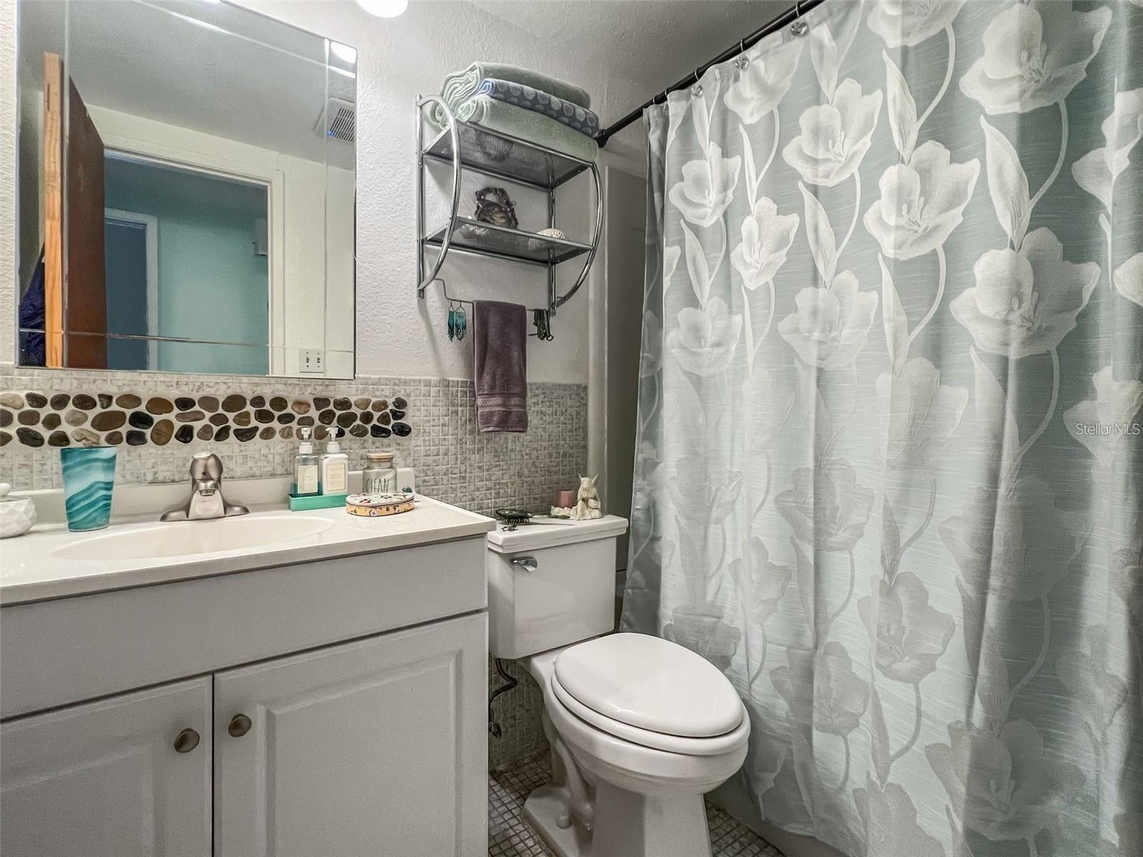 TOWN APTS CONDO - Residential