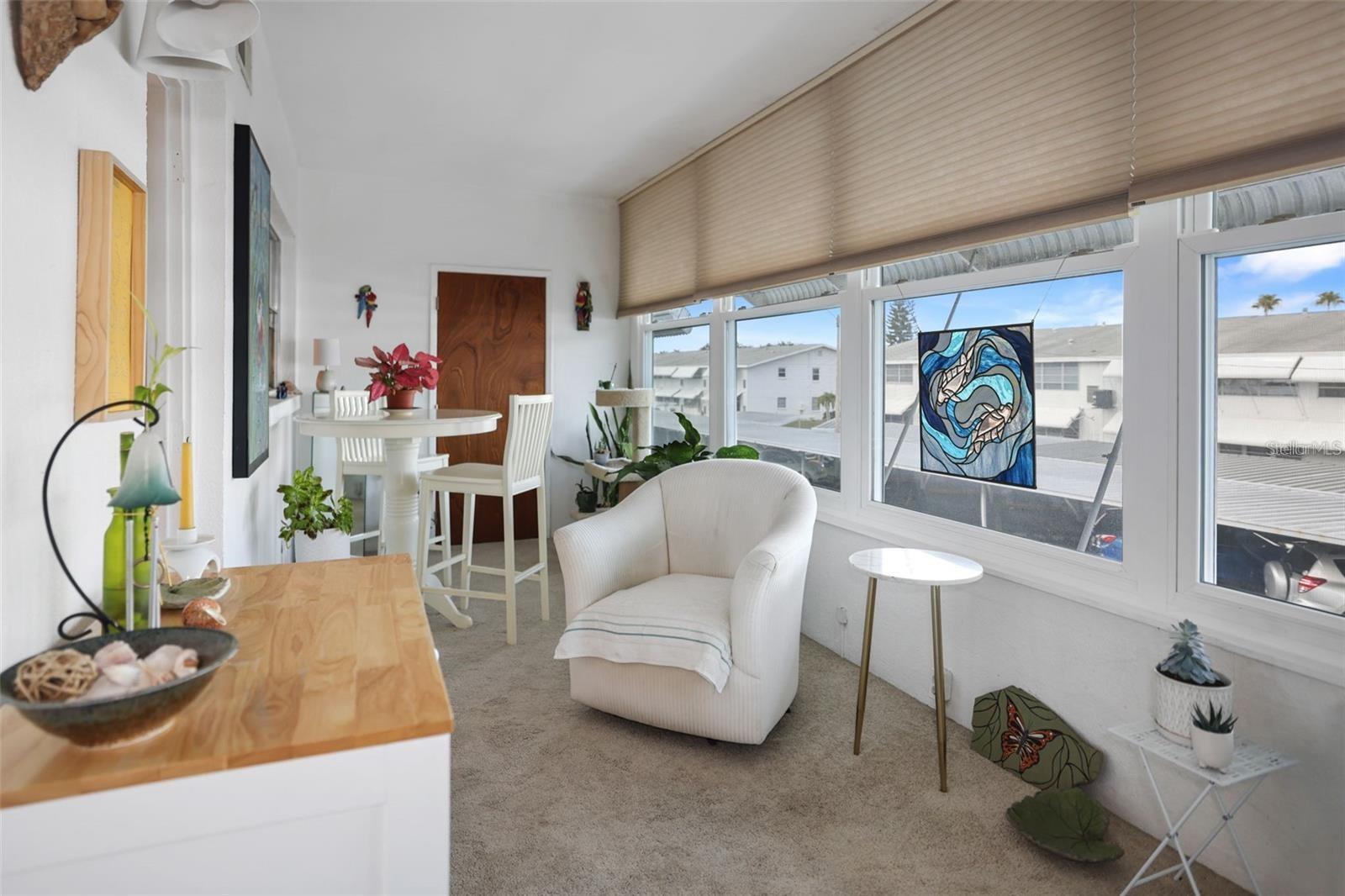 TOWN APTS CONDO - Residential