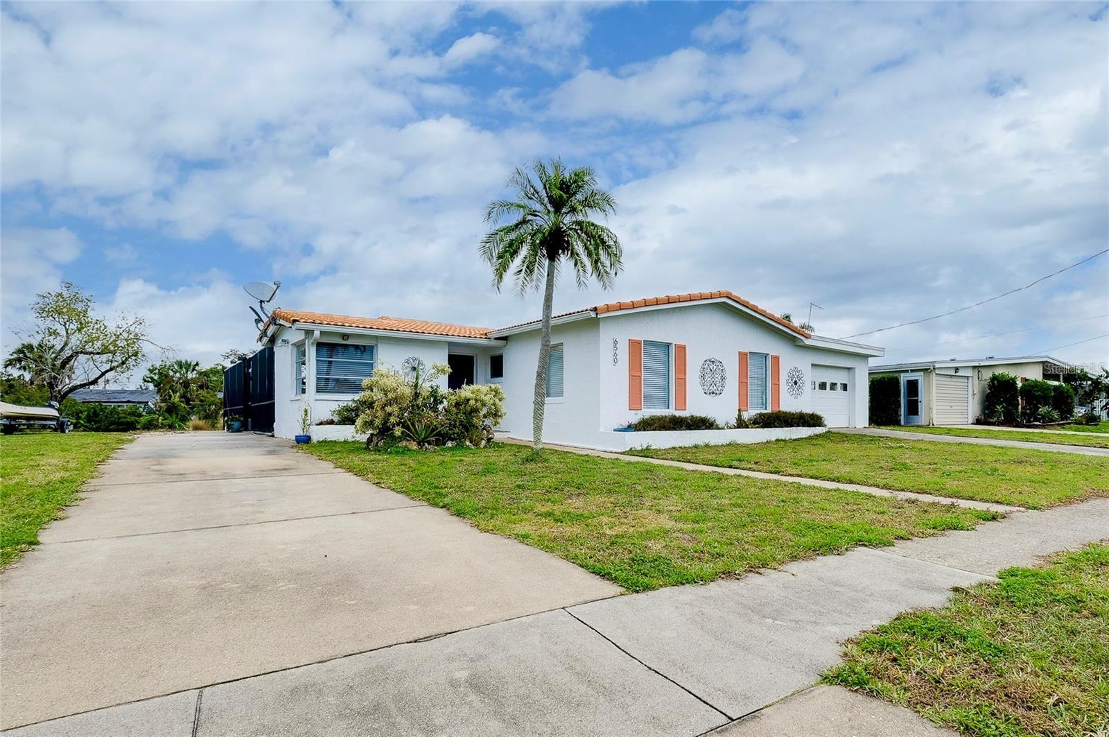 PORT CHARLOTTE SUB 13 - Residential Lease