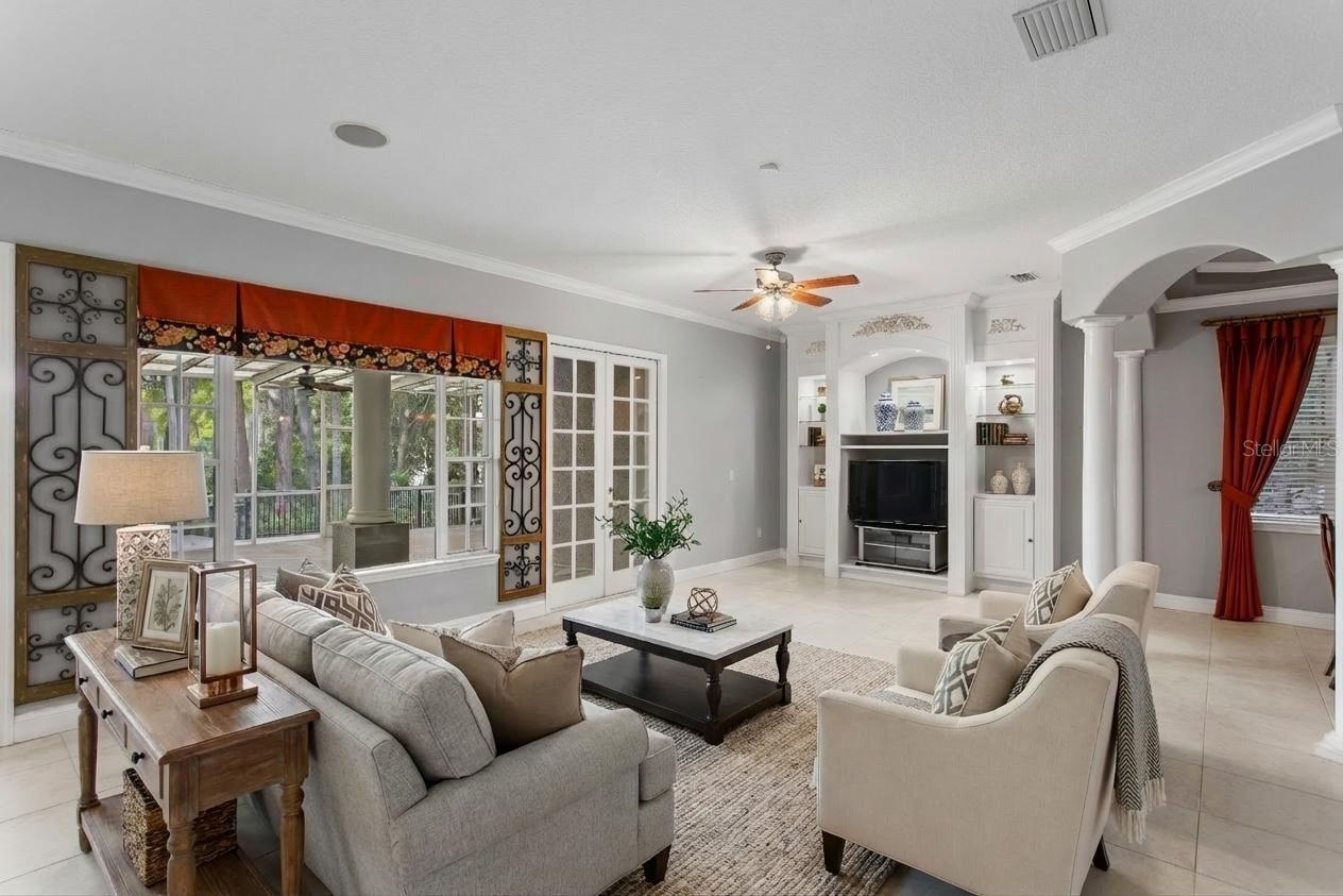 CRENSHAW LAKES - Residential