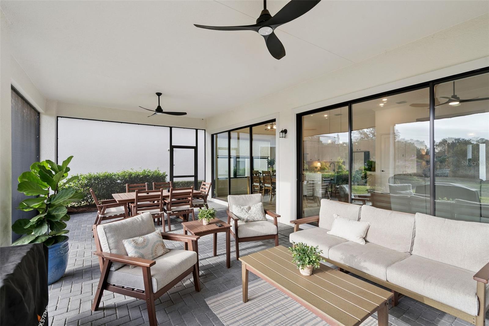 LAS COLINAS PH II SUB - Residential