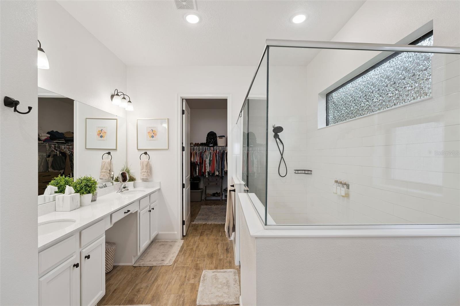 LAS COLINAS PH II SUB - Residential