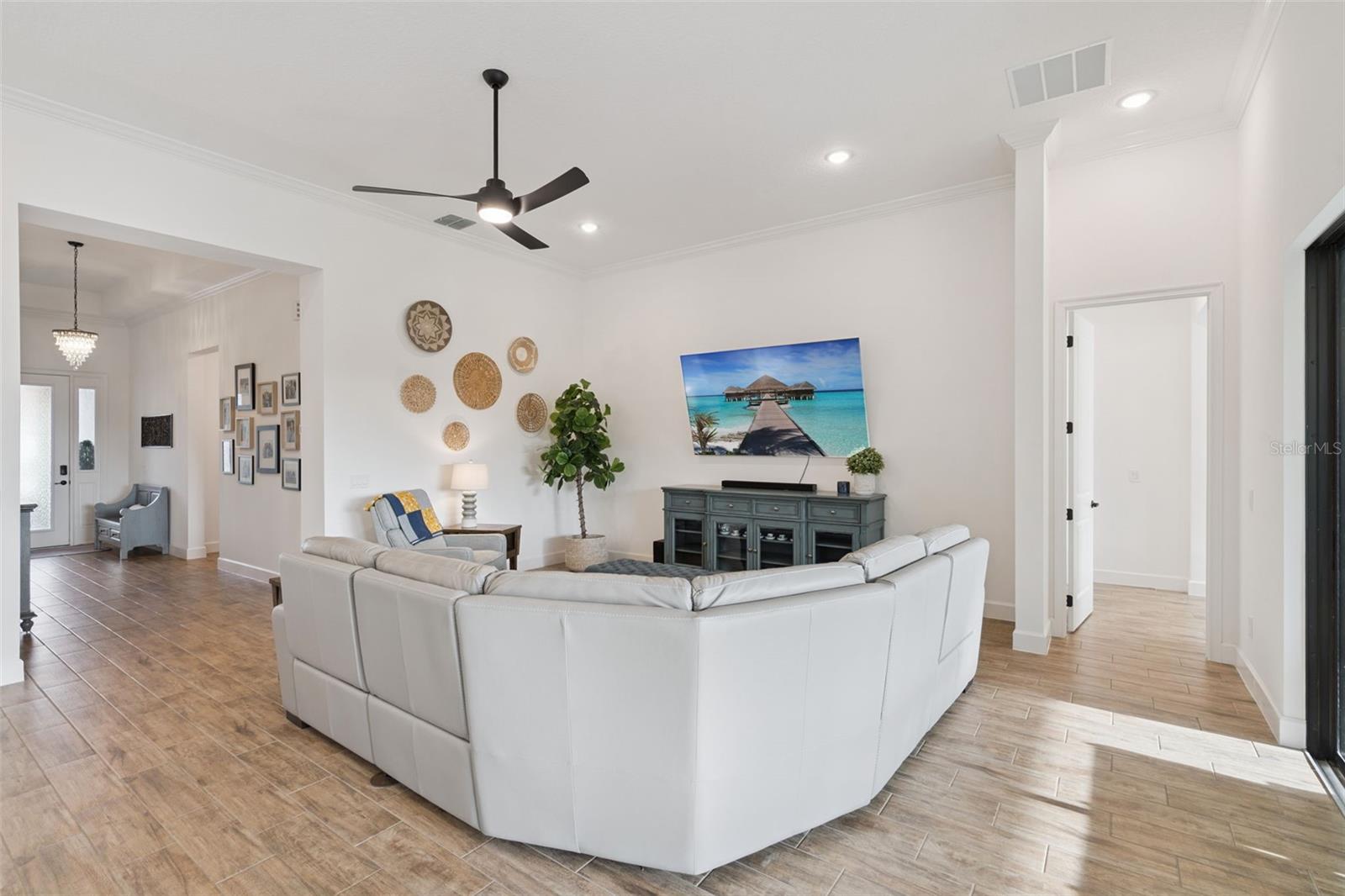 LAS COLINAS PH II SUB - Residential