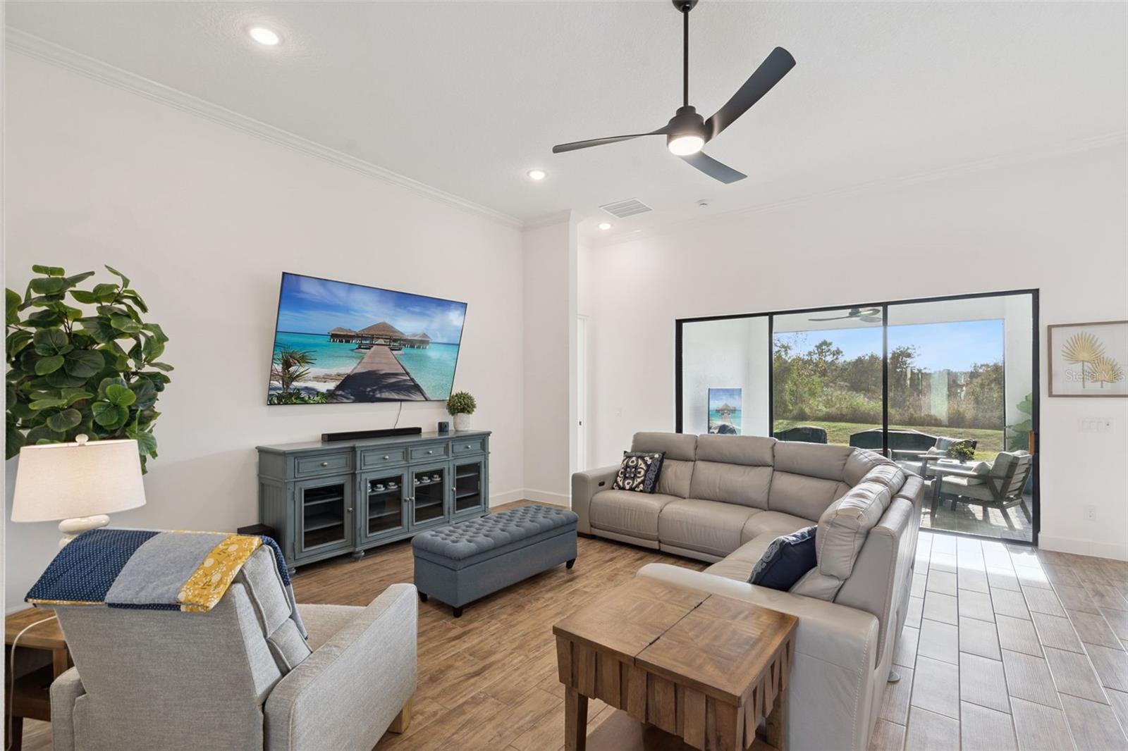 LAS COLINAS PH II SUB - Residential