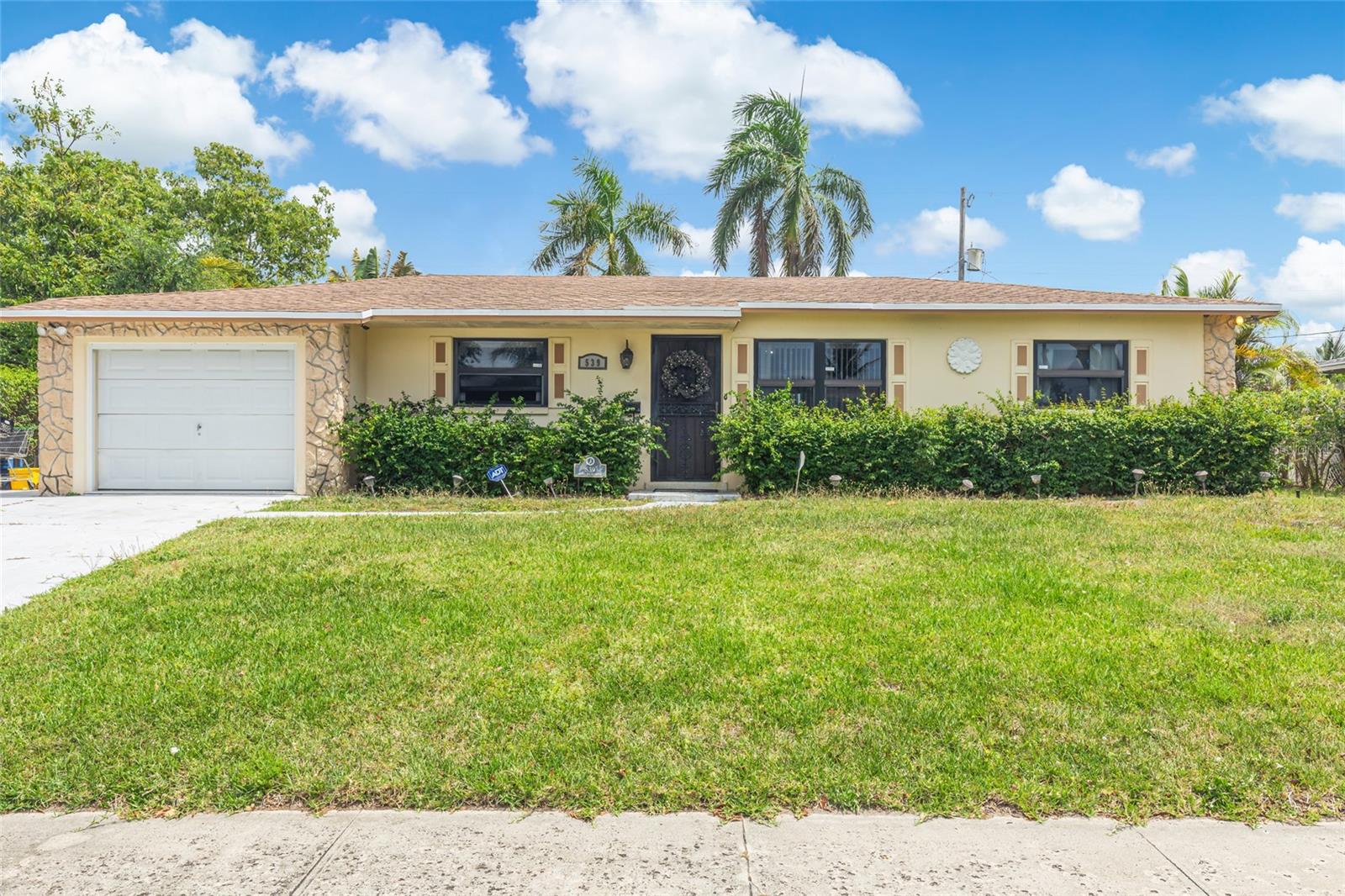 539 SABAL PALM DRIVE