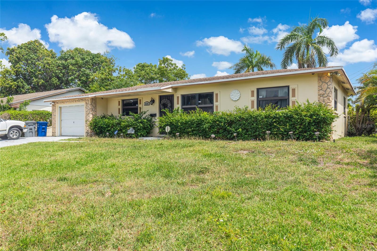 539 SABAL PALM DRIVE