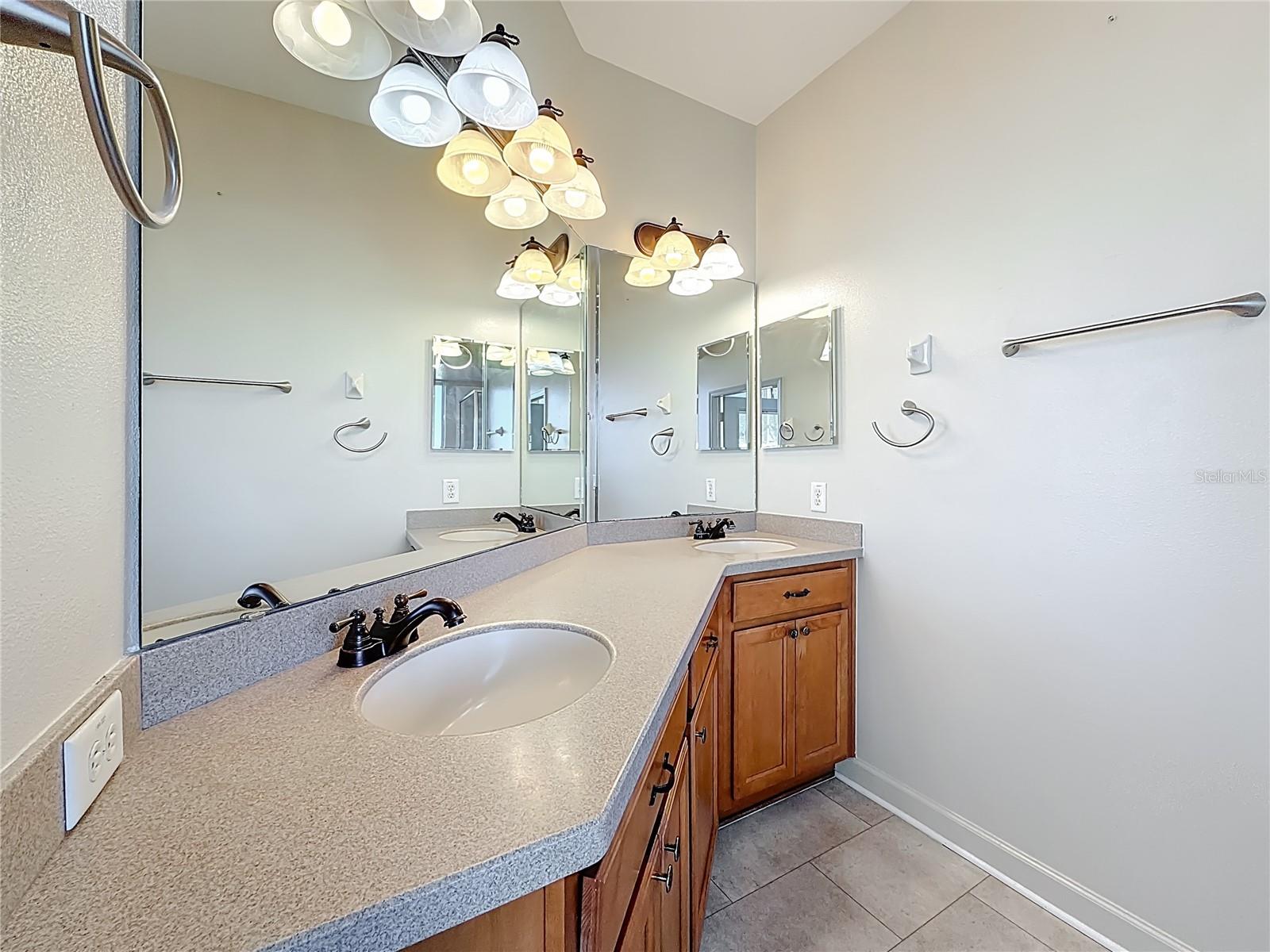 LEGACY OF LEESBURG UNIT 05 - Residential