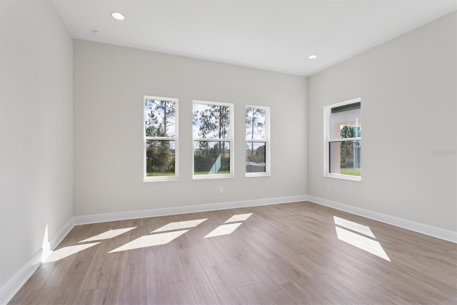 TWO RIVERS - Residential