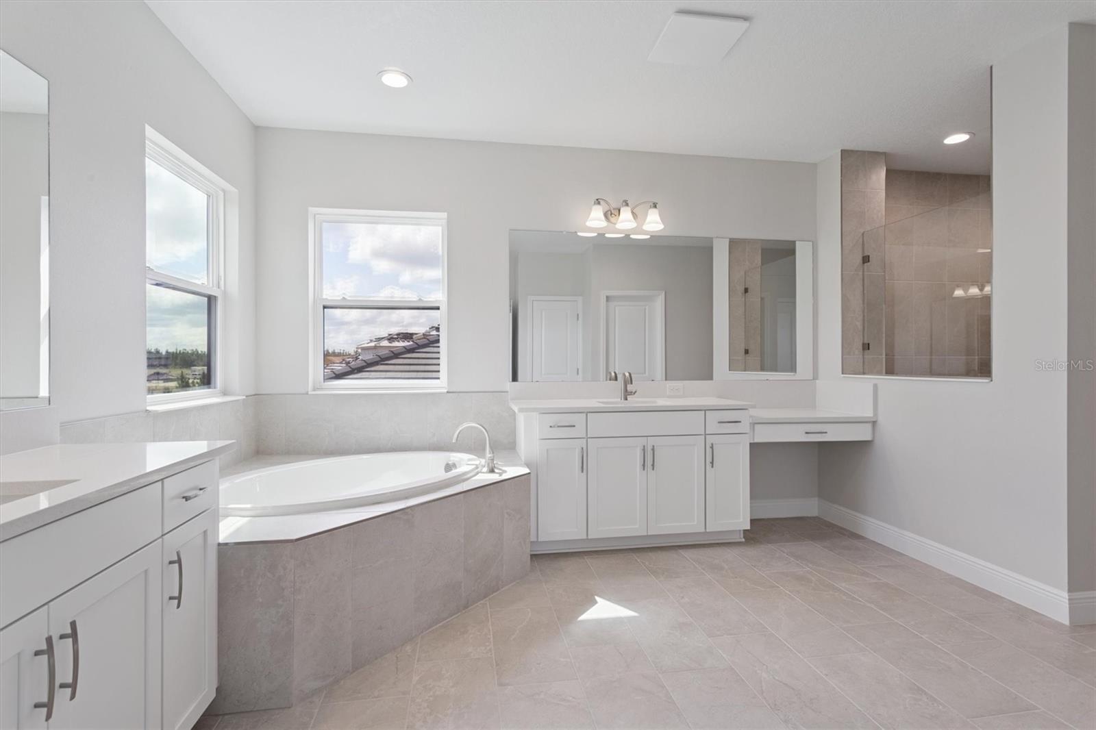 TWO RIVERS - Residential