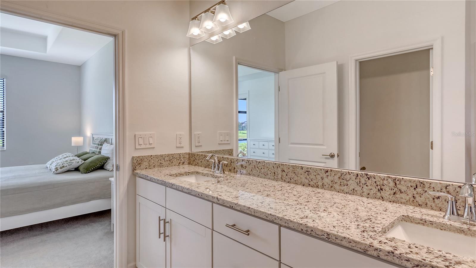 LORRAINE LAKES - Residential