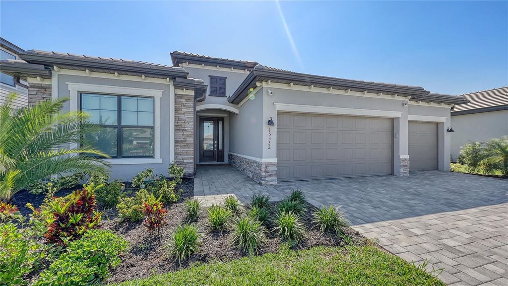 Photo of 15332 Serene Shores Loop Street, Bradenton, FL 34211 (MLS # A4647120)