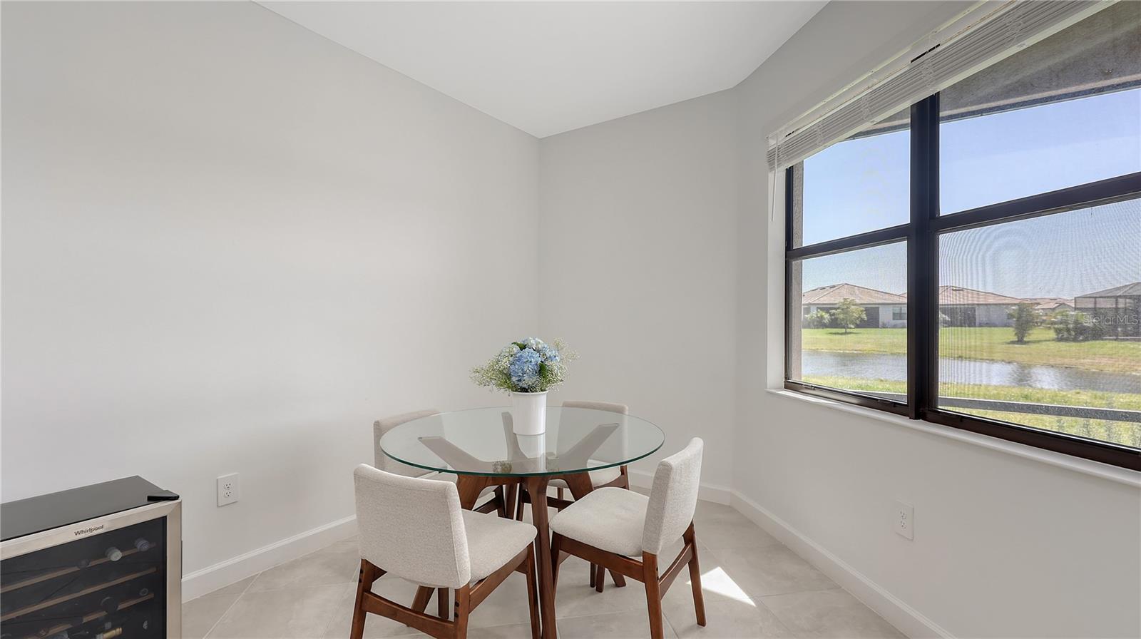 LORRAINE LAKES - Residential