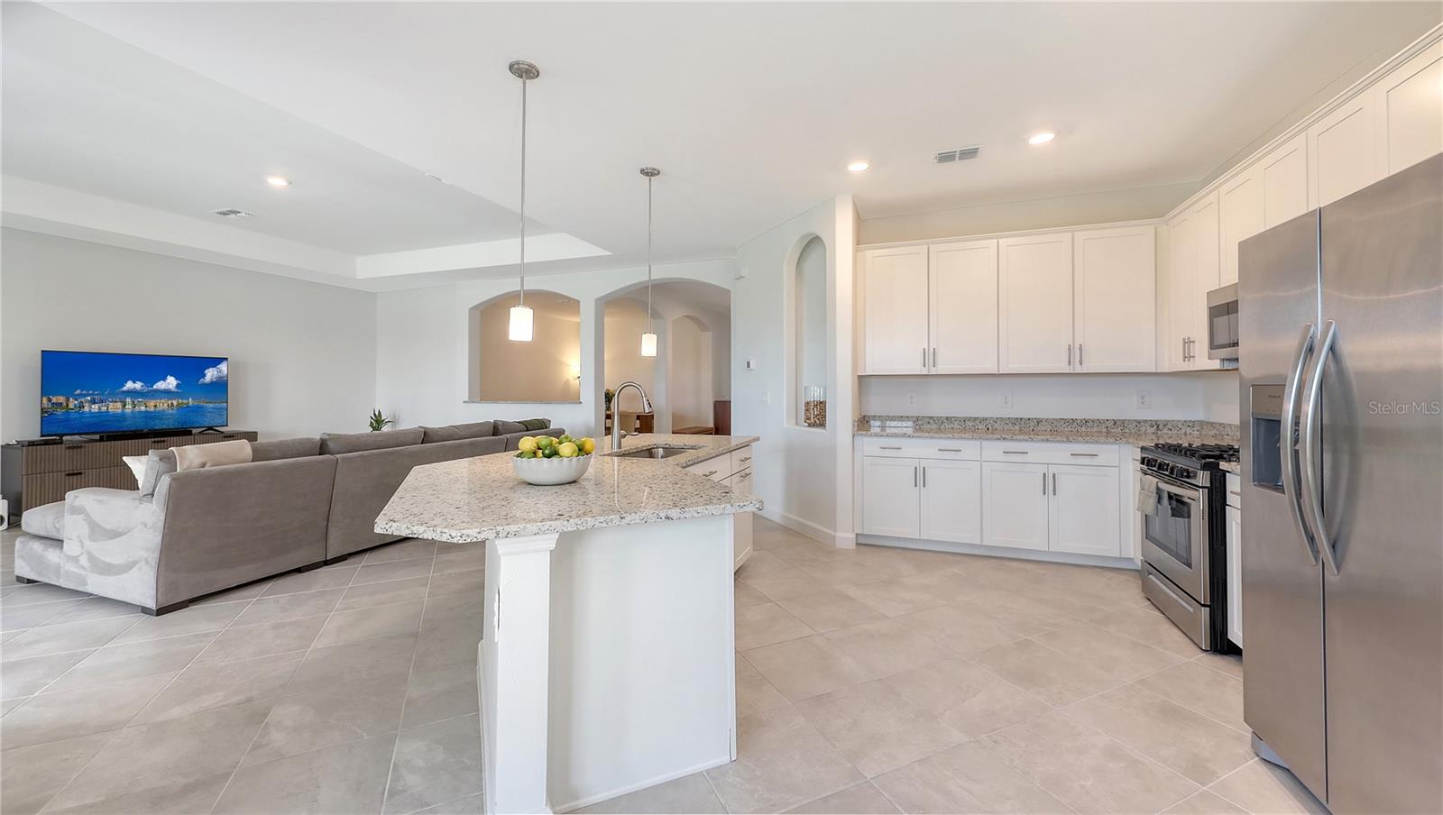 LORRAINE LAKES - Residential