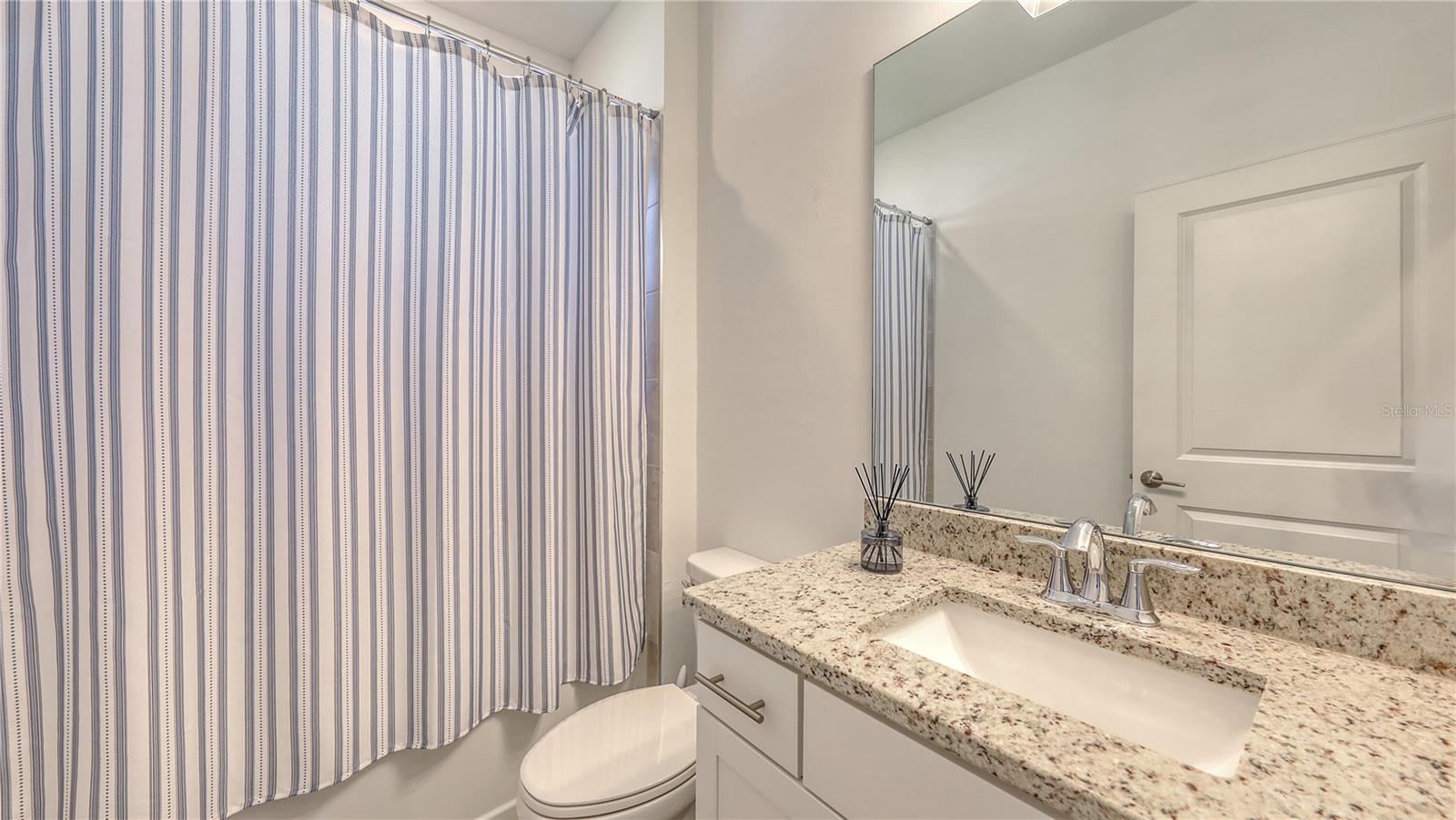 LORRAINE LAKES - Residential