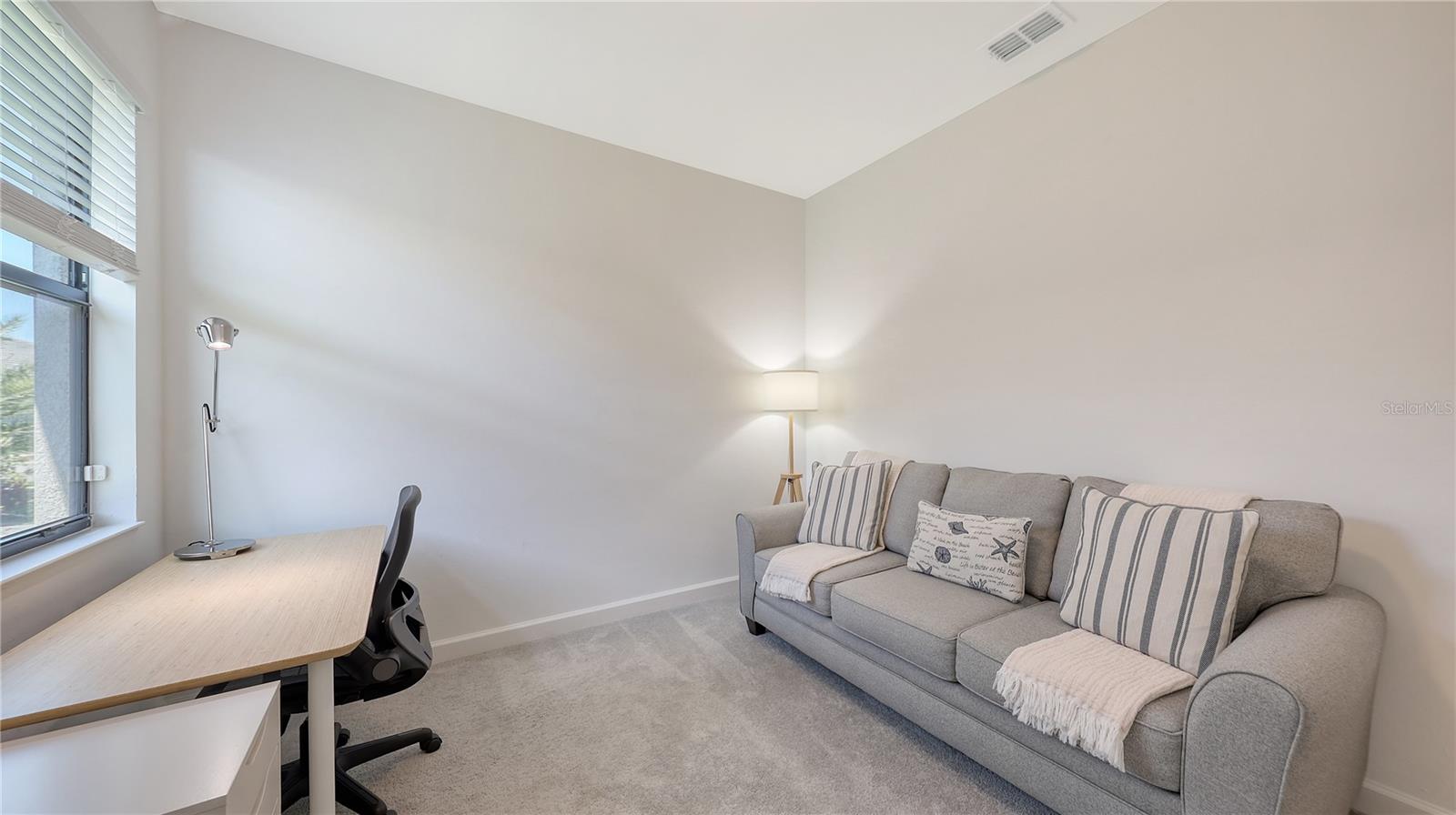 LORRAINE LAKES - Residential