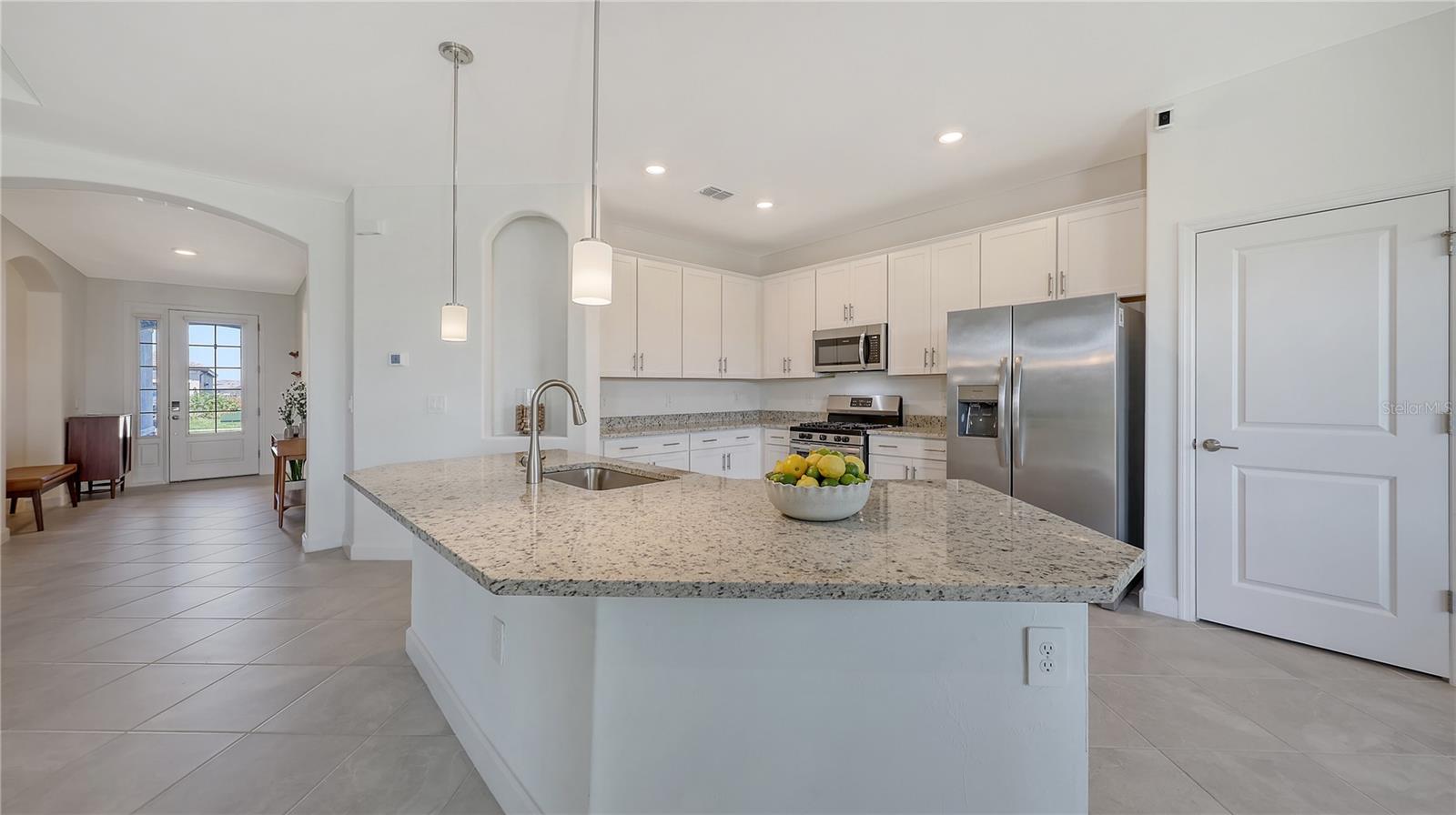 LORRAINE LAKES - Residential