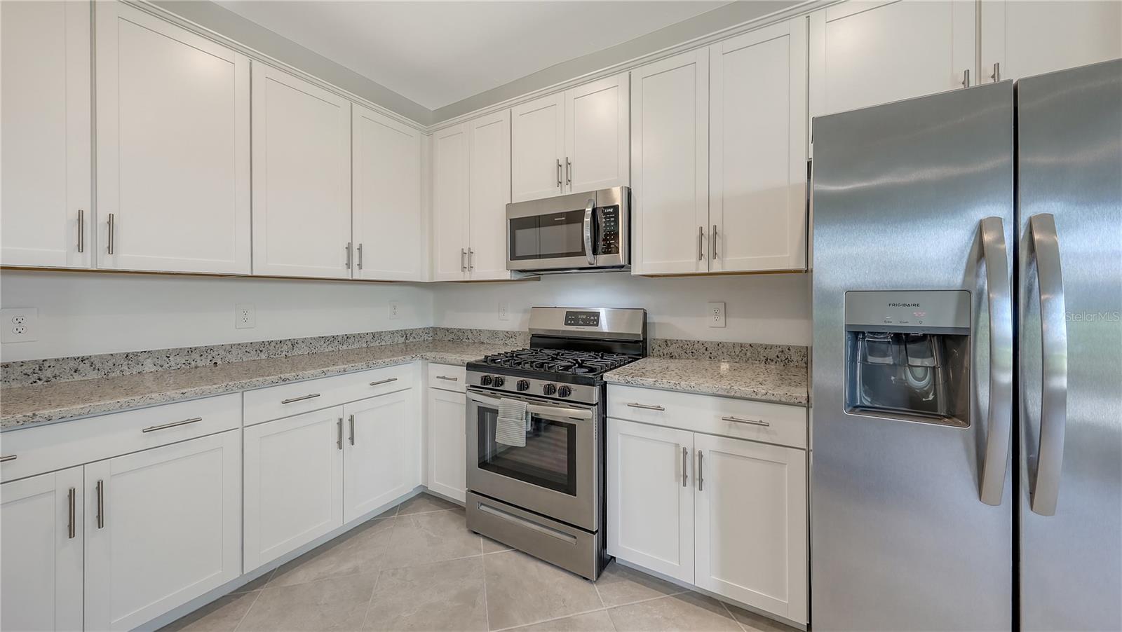 LORRAINE LAKES - Residential