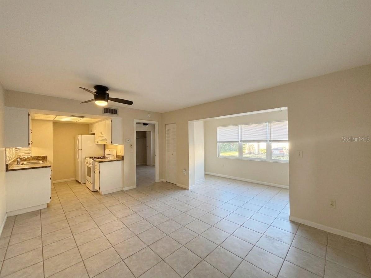 LAMPLIGHTER VILLAGE - Residential Lease