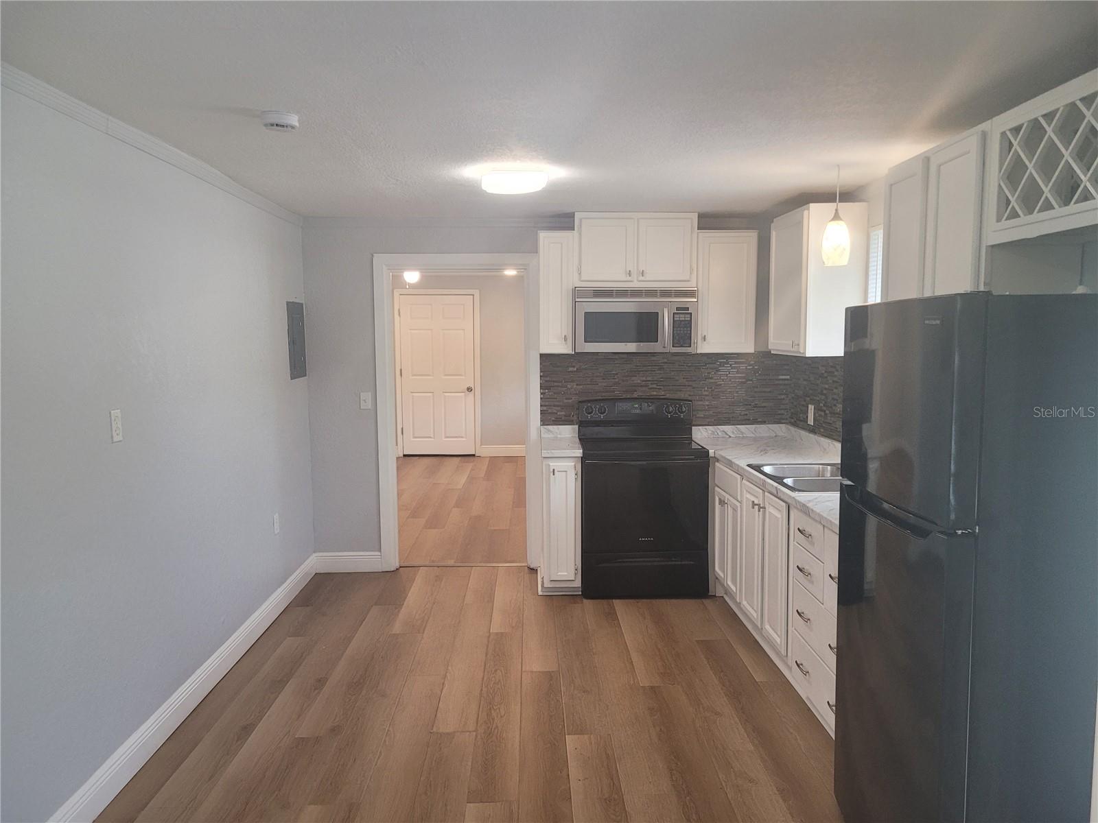 GEORGIA ACRES - Residential Lease