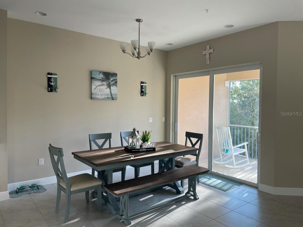 LANDINGS CORAL CRK - Residential Lease