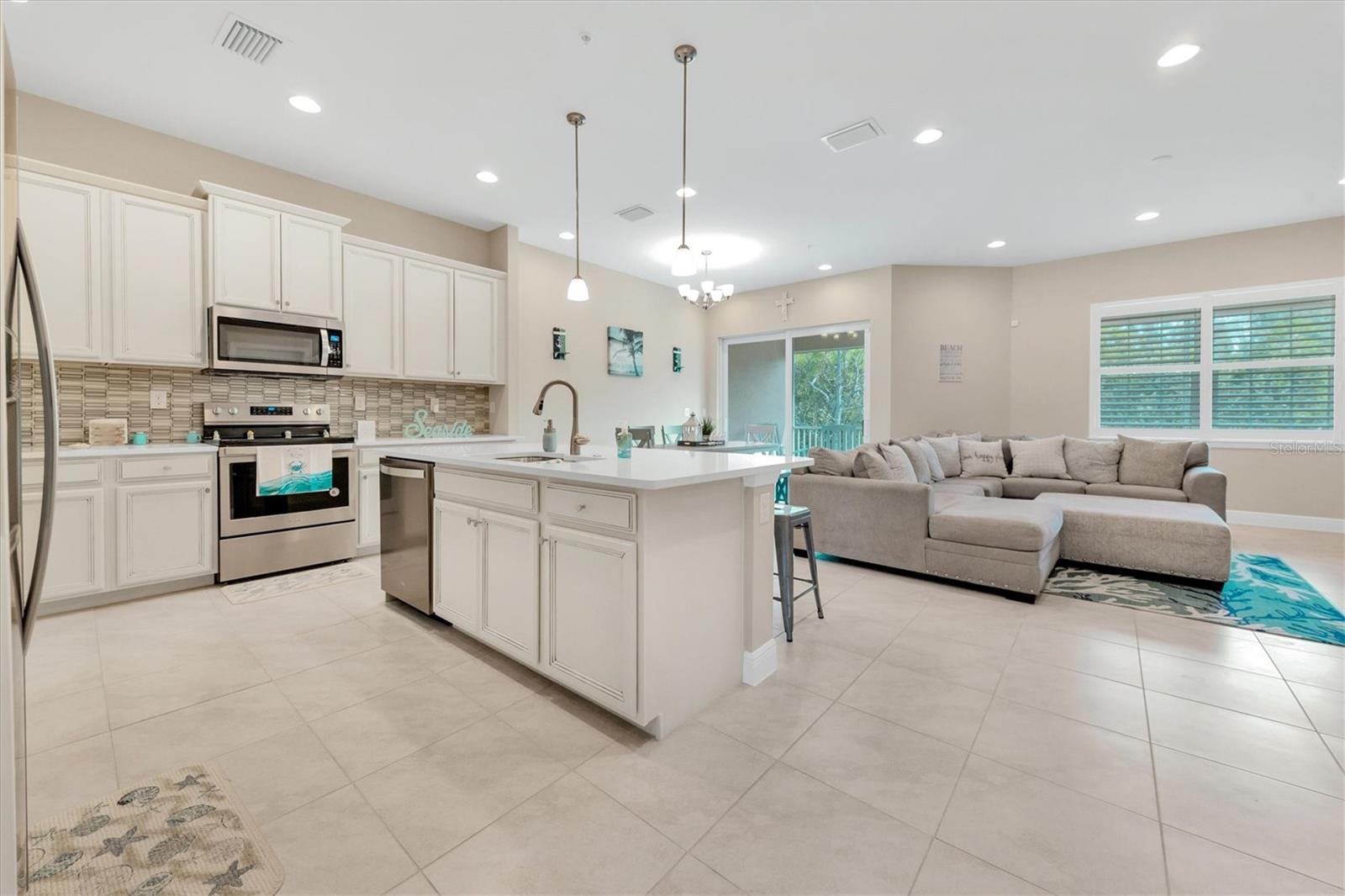 LANDINGS CORAL CRK - Residential Lease