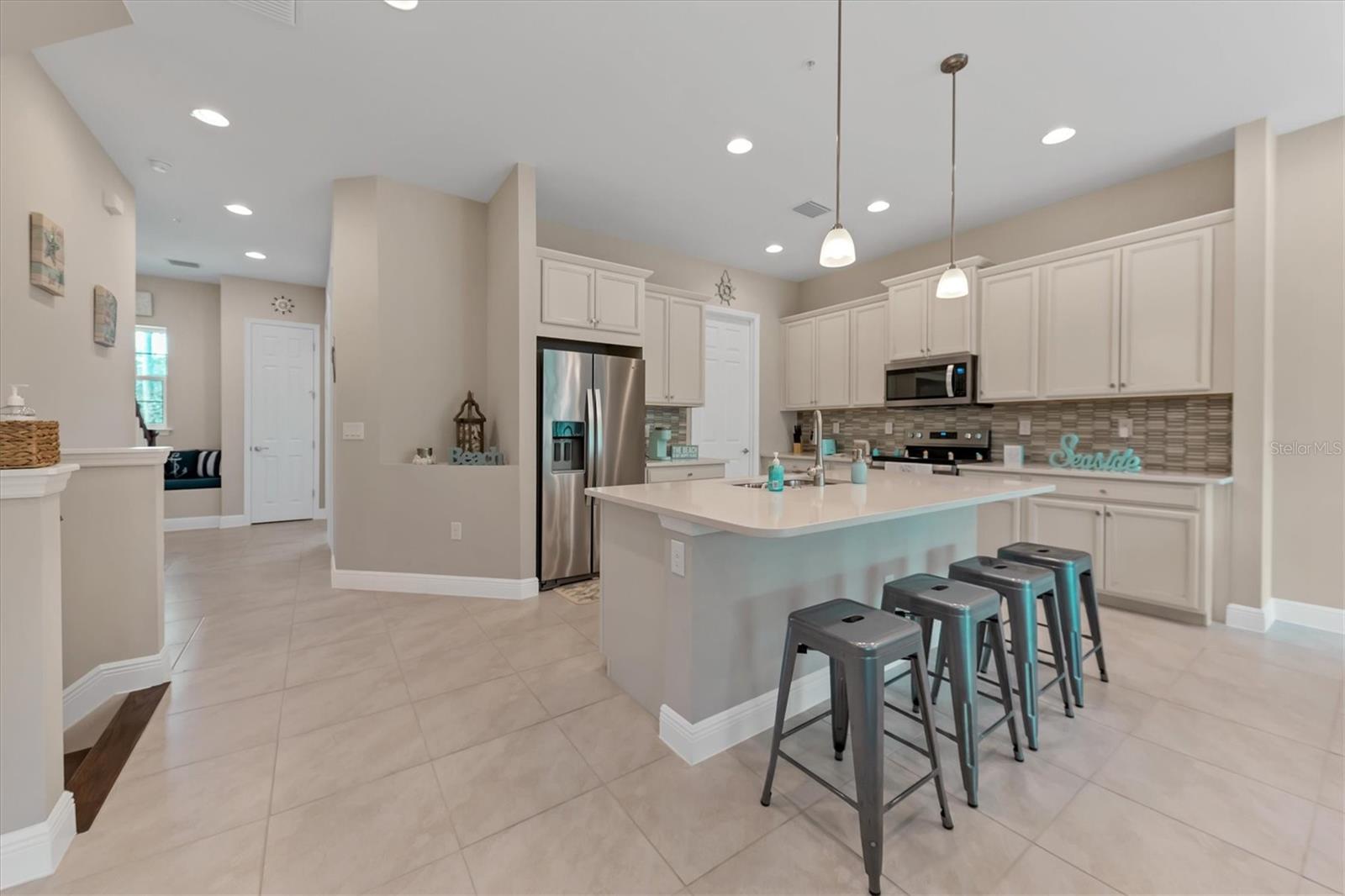 LANDINGS CORAL CRK - Residential Lease