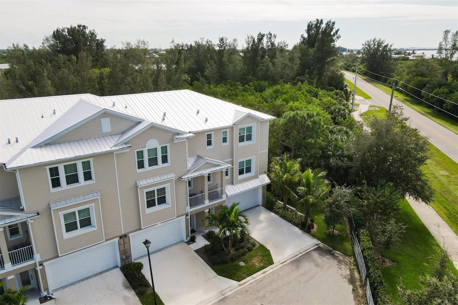 LANDINGS CORAL CRK - Residential Lease