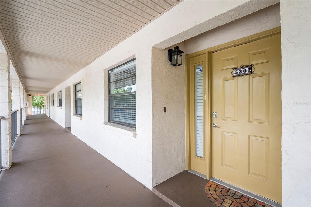 Photo of 2275 62nd Avenue N #5202, St Petersburg, FL 33702 (MLS # TB8562234)