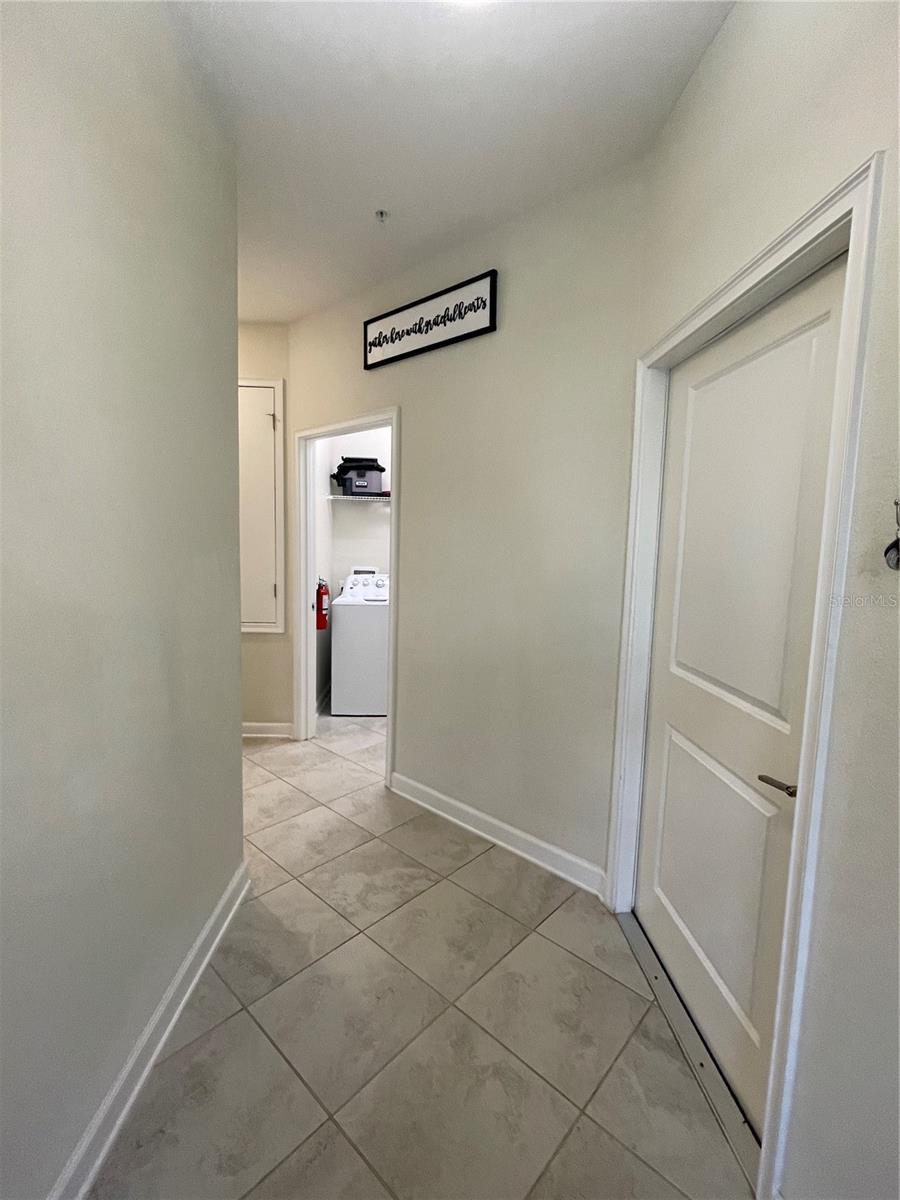 CHAMPIONS CLUB CONDO PH 33 - Residential