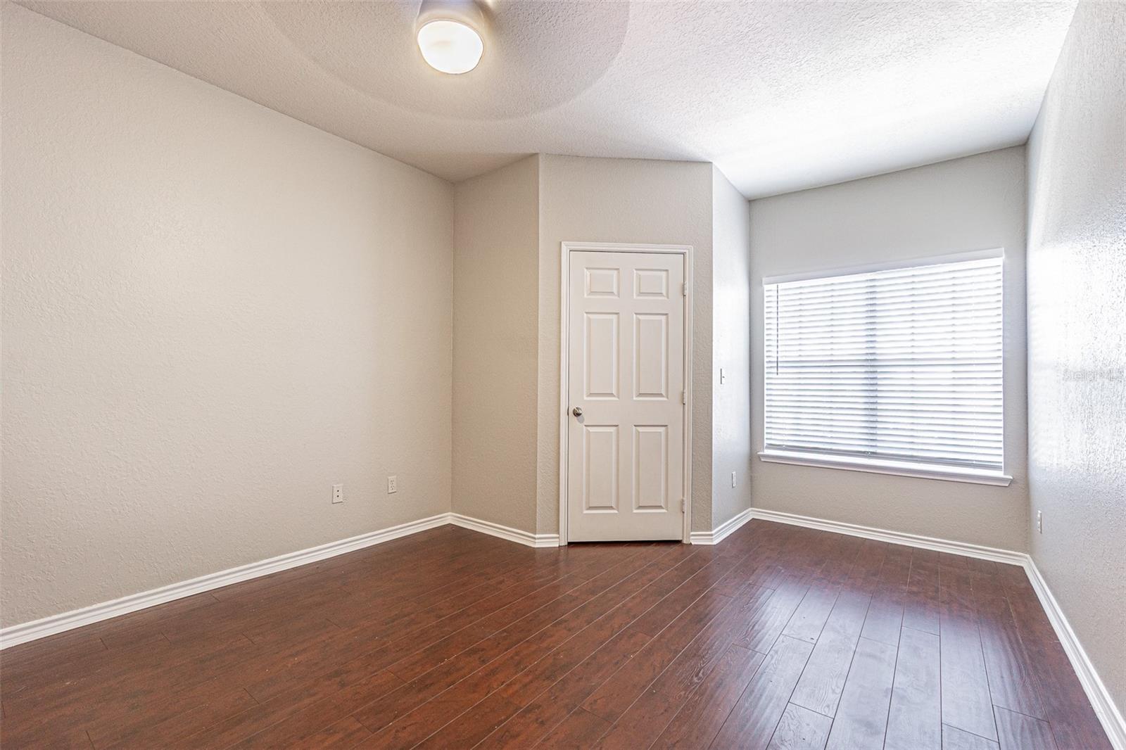 BEACHWALK CONDOMINIUM - Residential