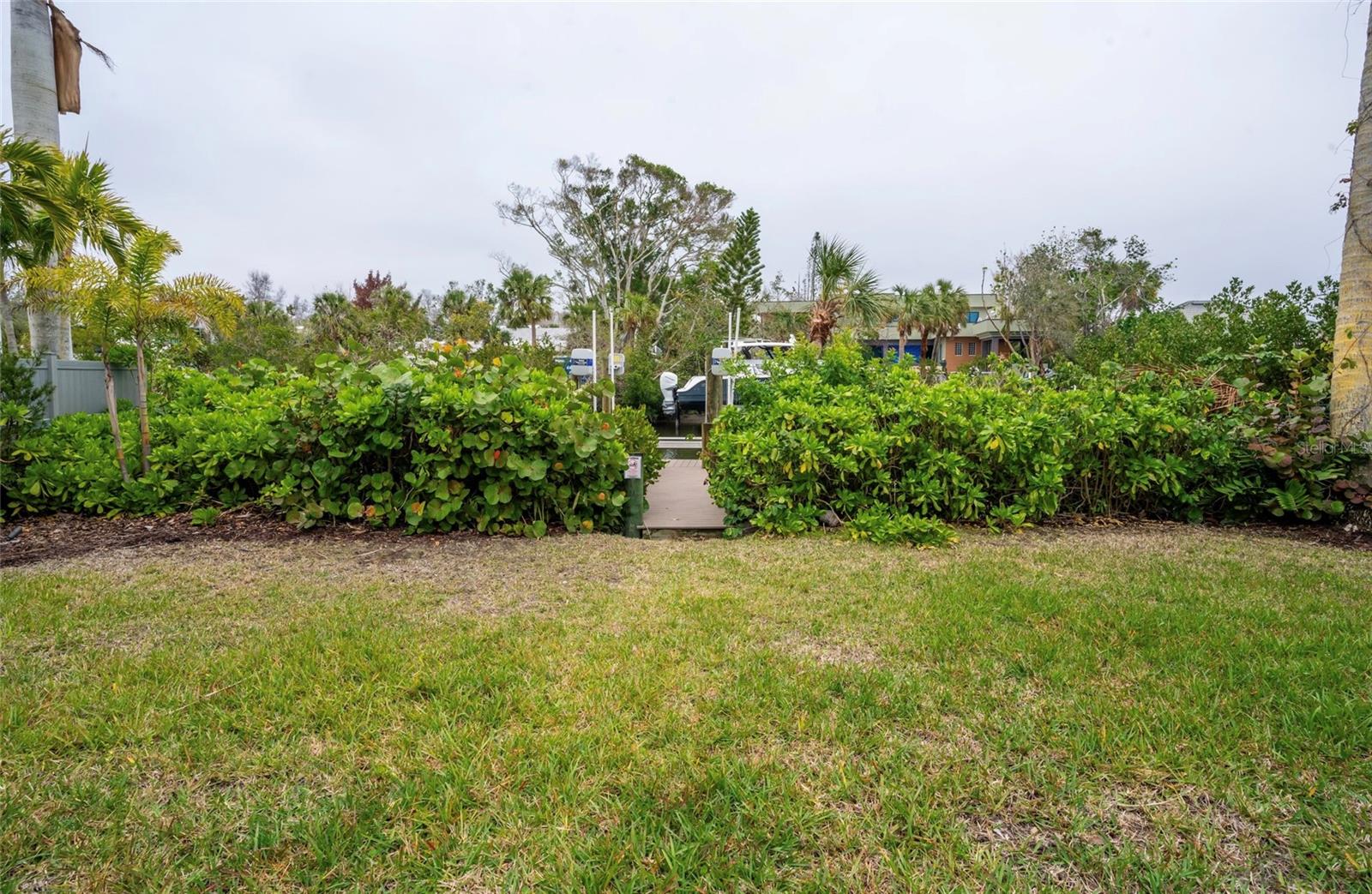 SIESTA BEACH - Residential
