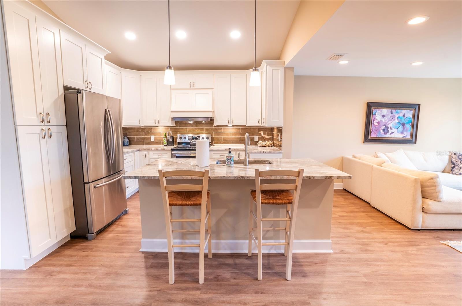 SIESTA BEACH - Residential